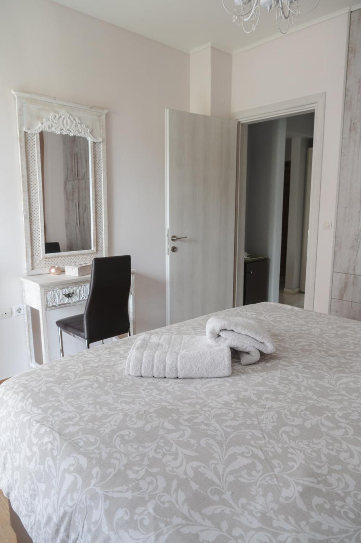 Sea View Apartment Chalkida Exterior foto